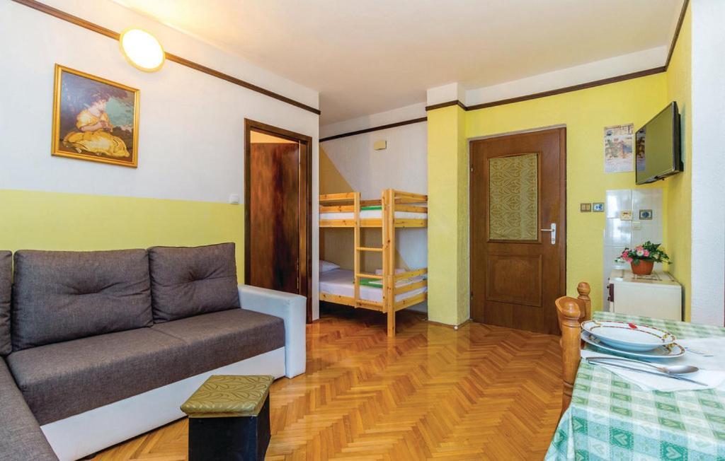 Apartments Anita Сибин Кръмпотски Екстериор снимка